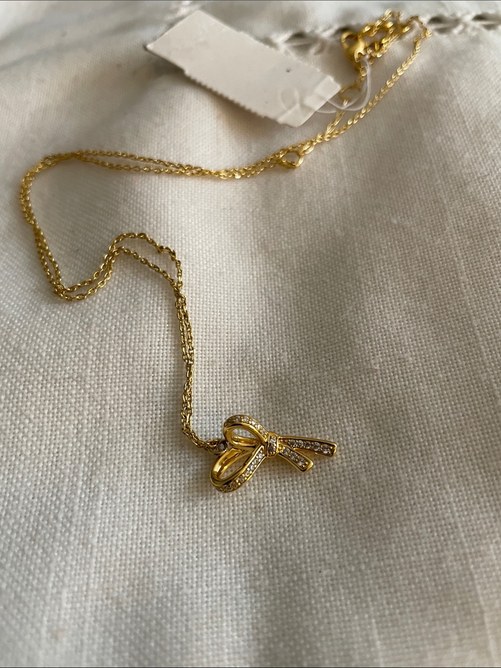 Kate Spade Gold Chain Bow Necklace NEW - Picture 3 of 4